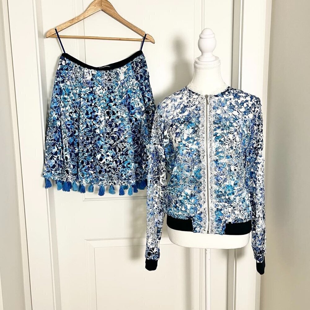 T Tahari Floral Lace Eyelet Jacket & Skirt Coord Set - RARE Wearable Art, S/M